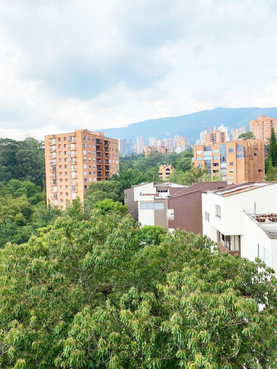 麦德林Loft Moderno En El Poblado Con Vista Y Parqueadero Mio Lofts公寓 外观 照片